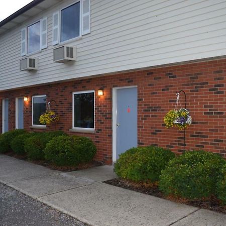 Attican Motel - Attica - Batavia - Warsaw - Darien Lake 외부 사진